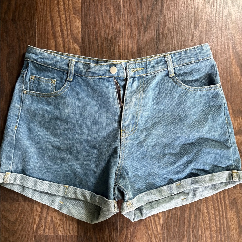SHEIN Classic Blue Jean Shorts
